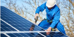 Installation Maintenance Panneaux Solaires Photovoltaïques à Lantenot